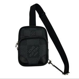 Louis Vuitton Damier Graphite 3D Amazon Sling Bag N50012